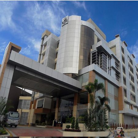 Big 8 Corporate Hotel Tagum Kültér fotó