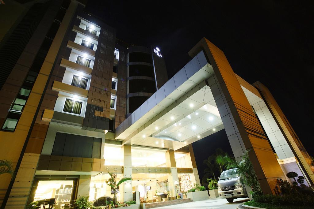 Big 8 Corporate Hotel Tagum Kültér fotó