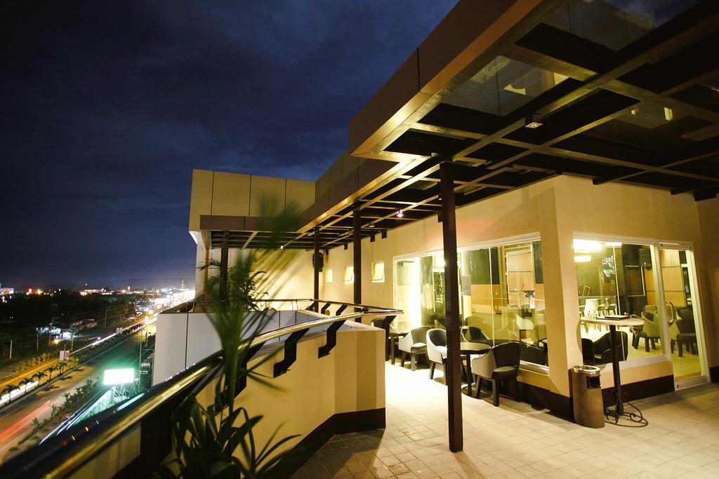 Big 8 Corporate Hotel Tagum Kültér fotó