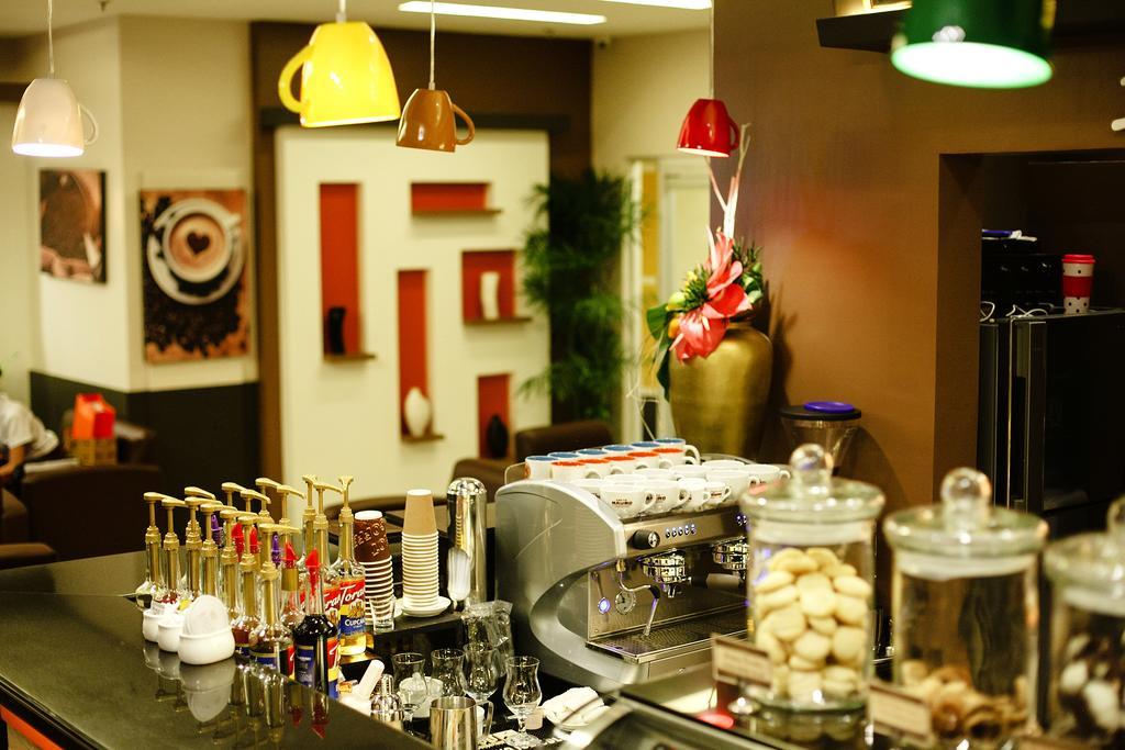 Big 8 Corporate Hotel Tagum Kültér fotó