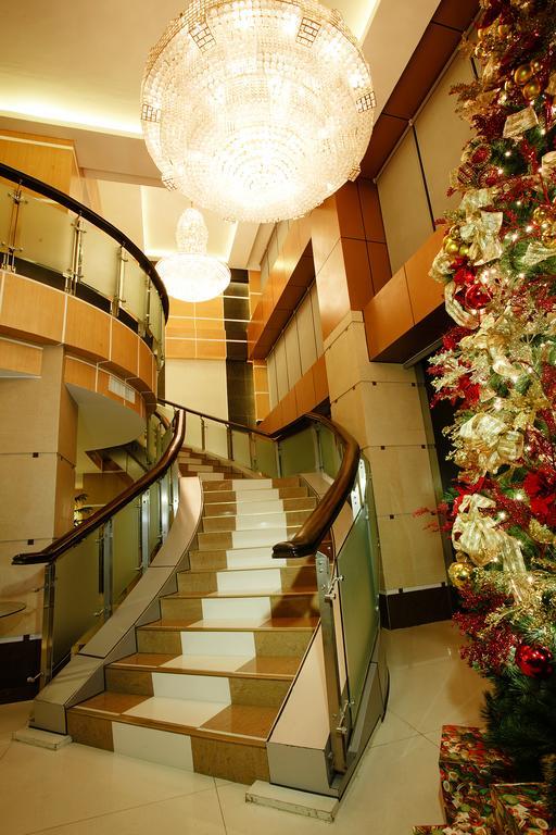 Big 8 Corporate Hotel Tagum Kültér fotó