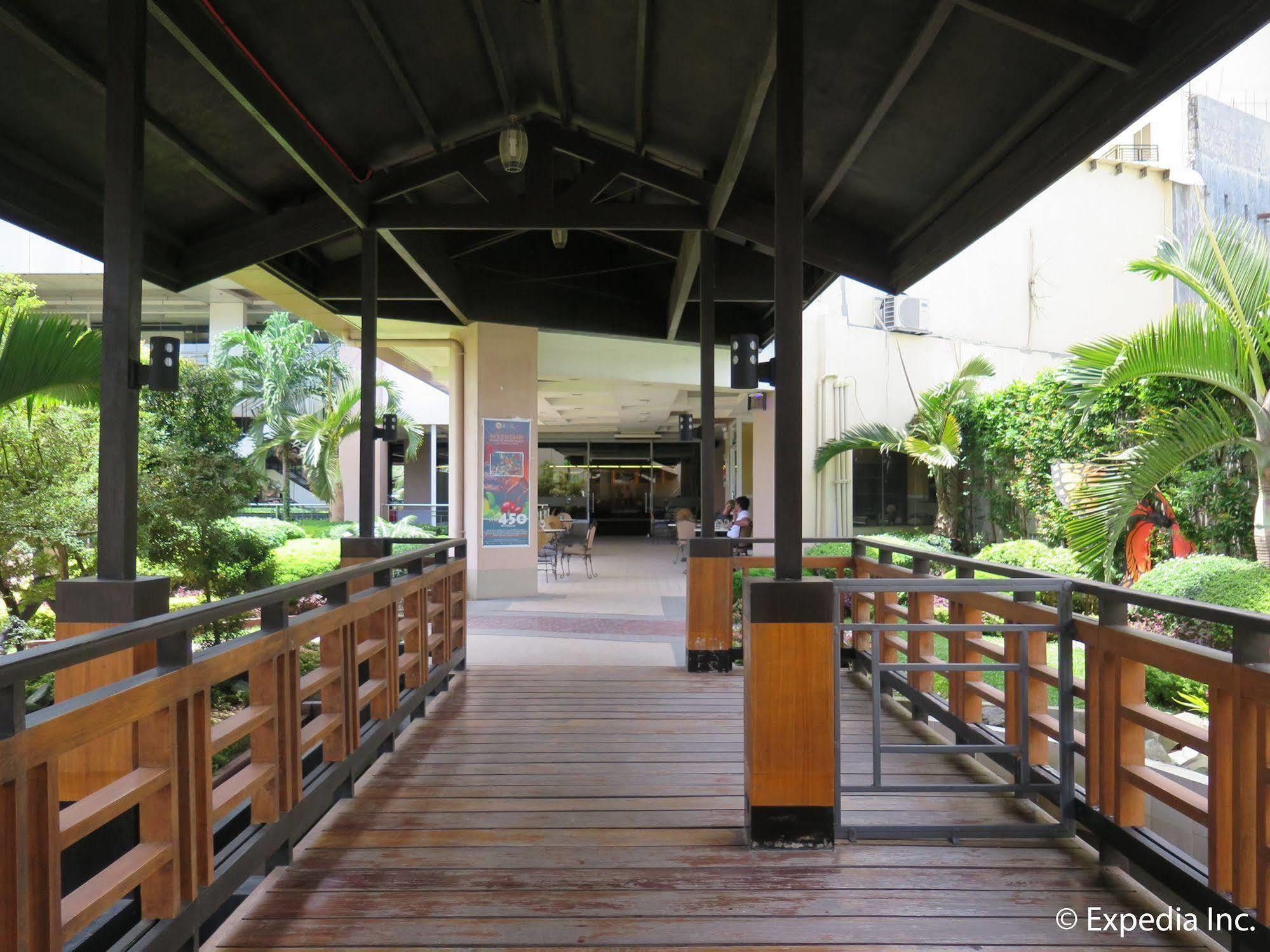 Big 8 Corporate Hotel Tagum Kültér fotó